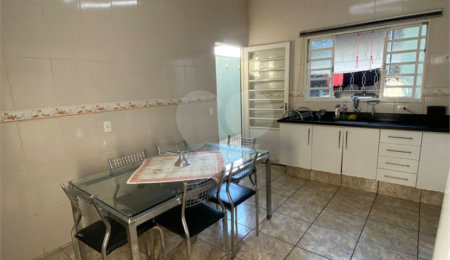 Casa à venda com 2 quartos, sendo 1 suíte,  em Vila Visaltino Gomes, Itapetininga, SP