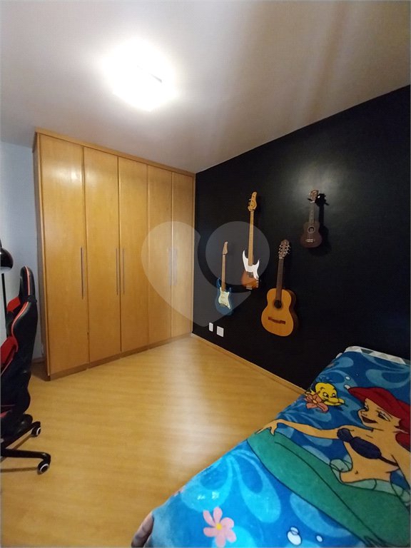 Apartamento à venda com 3 quartos, sendo 2 suítes,  em Vila Gilda, Santo André, SP