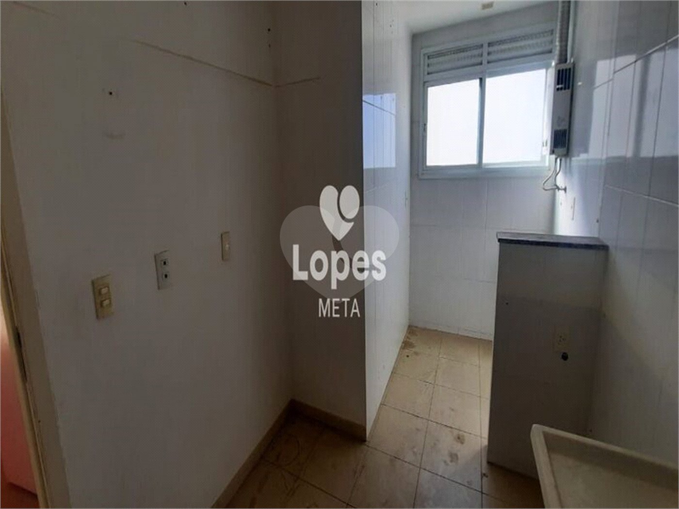 Apartamento à venda com 2 quartos, sendo 1 suíte, em Jardim das Colinas, São José dos Campos, SP