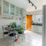 Sobrado à venda ou para alugar com 4 quartos, sendo 1 suíte, em Vila Anglo Brasileira, São Paulo, SP