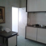 Casa à venda com 3 quartos, sendo 1 suíte, em Jardim Oriental, São Paulo, SP
