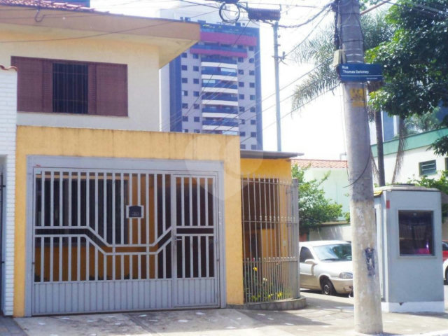 Sobrado à venda com 3 quartos, sendo 1 suíte,  em Chácara Santo Antônio (zona Sul), São Paulo, SP