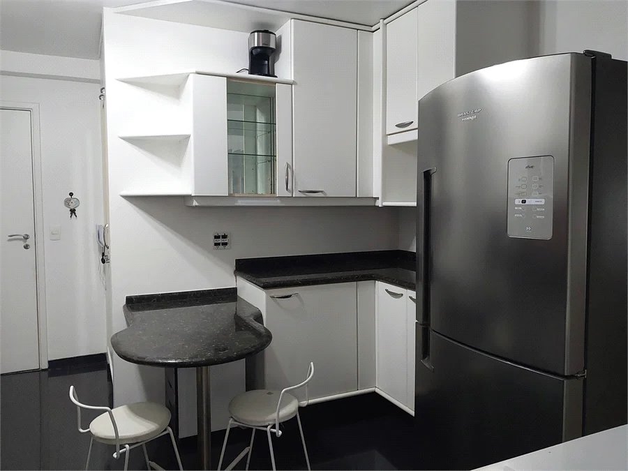 Apartamento à venda com 3 quartos, sendo 2 suítes,  em Cidade São Francisco, São Paulo, SP