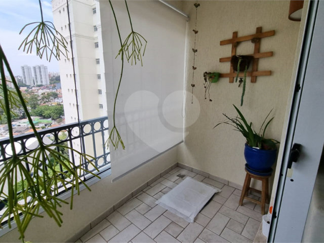 Apartamento à venda com 3 quartos, sendo 1 suíte,  em Jardim Marajoara, São Paulo, SP