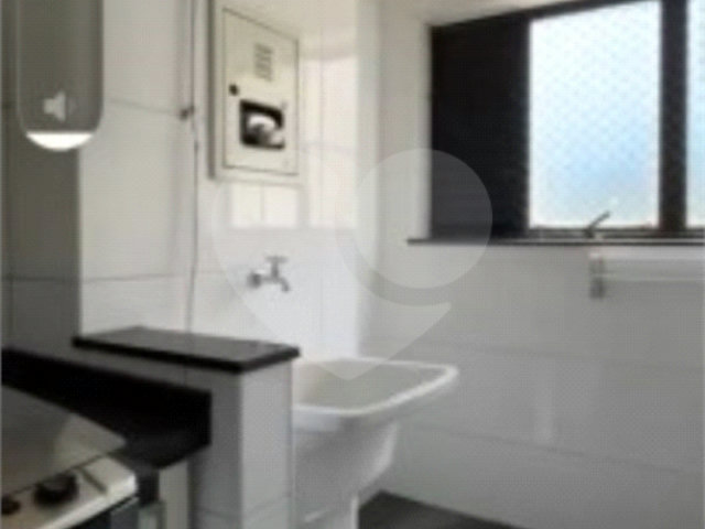 Apartamento à venda com 2 quartos, sendo 1 suíte,  em Jardim Íris, São Paulo, SP