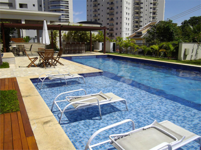 Apartamento à venda com 3 suítes em Santa Teresinha, São Paulo, SP