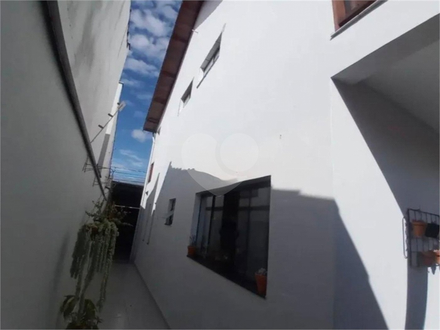 Casa à venda com 3 quartos, sendo 1 suíte, em Jardim Wanel Ville V, Sorocaba, SP