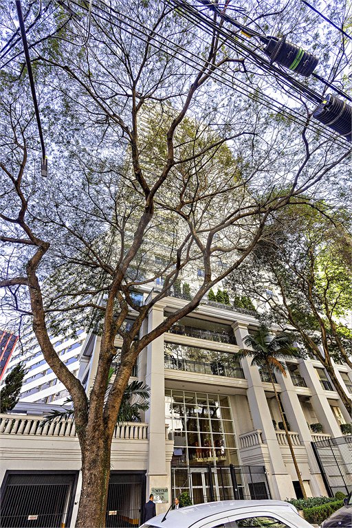 Apartamento à venda com 4 suítes em Paraíso, São Paulo, SP