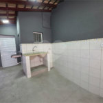 Casa à venda com 3 quartos, sendo 1 suíte, no condomínio Residencial Jardim das Palmeiras, Vinhedo - SP