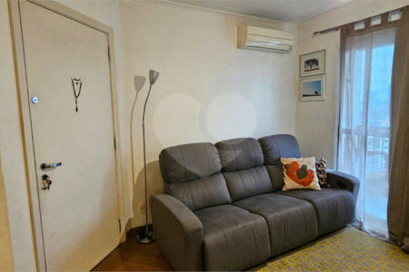 Apartamento à venda com 3 quartos, sendo 2 suítes, em Pinheiros, São Paulo, SP