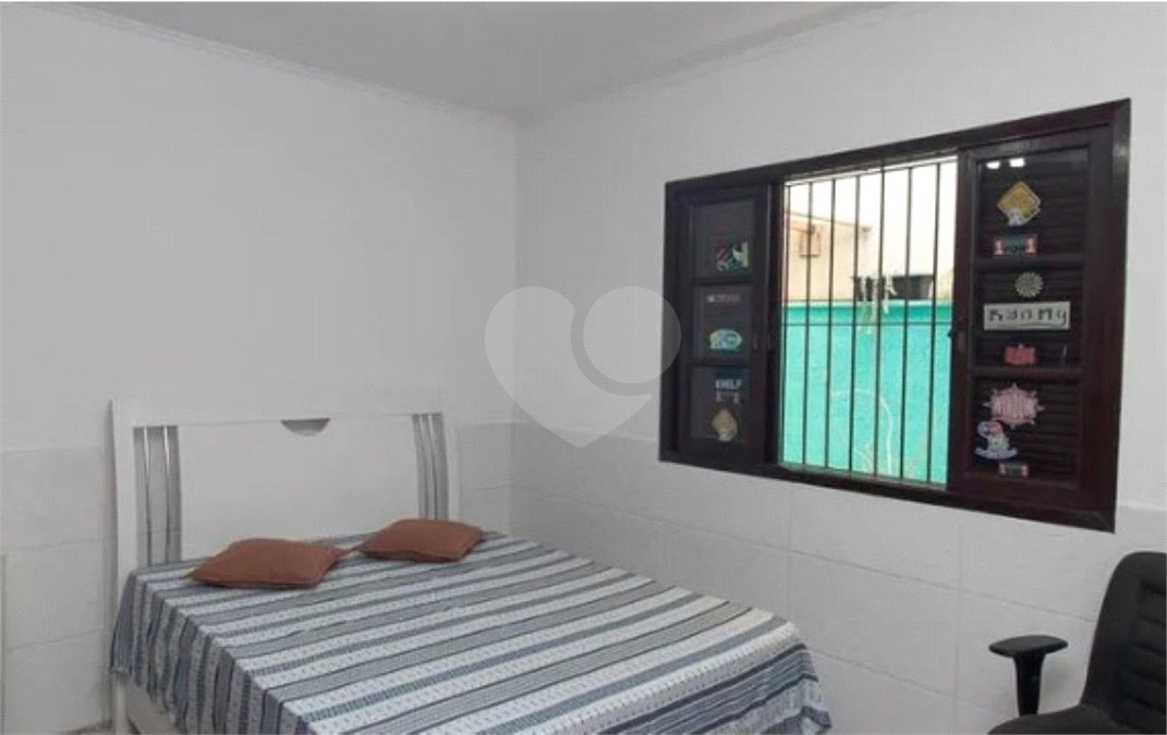 Casa Térrea à venda com 4 quartos, sendo 1 suíte,  em Vila Mazzei, São Paulo, SP