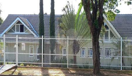 Casa à venda com 3 quartos, sendo 1 suíte, em Bosque, Vinhedo, SP