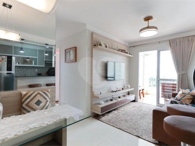 Apartamento à venda com 3 quartos, sendo 1 suíte,  em Santana, São Paulo, SP