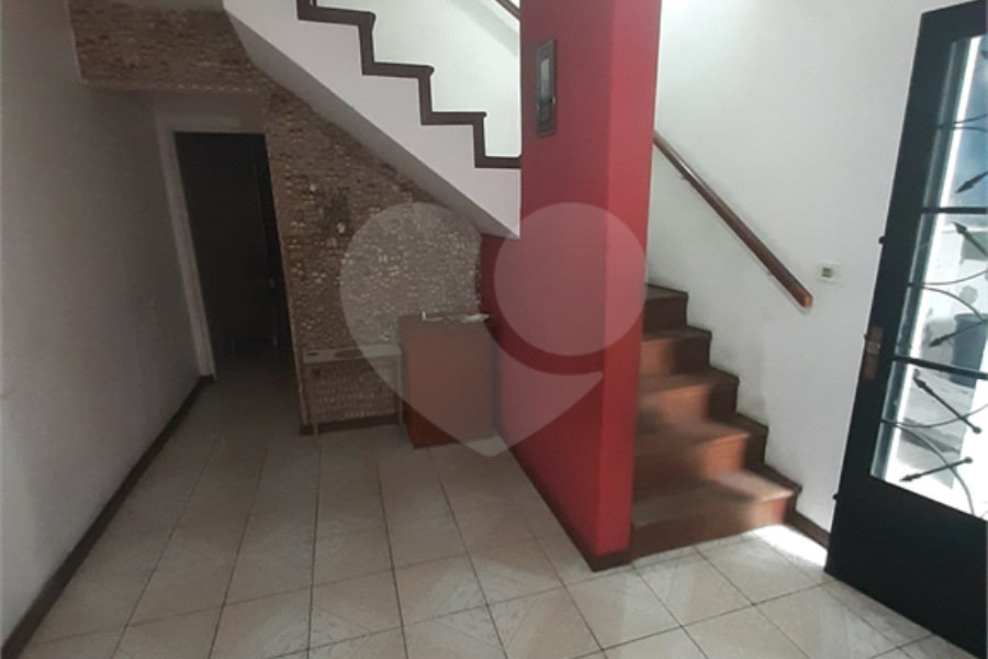 Sobrado à venda com 3 quartos em São Miguel Paulista, São Paulo, SP