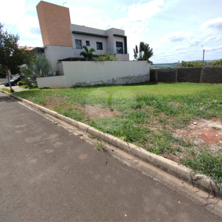 Terreno à venda em Portal dos Pinheiros I, Itapetininga, SP