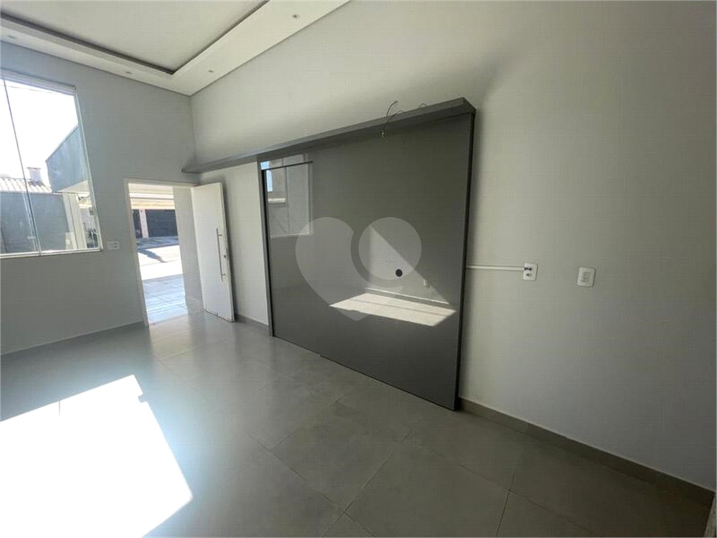 Casa à venda com 2 quartos, sendo 1 suíte,  em Jardim Residencial Veneza, Indaiatuba, SP