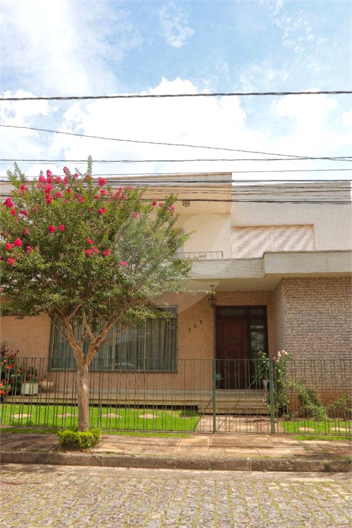 Casa à venda com 3 quartos no condomínio Paderewsky, São Paulo - SP