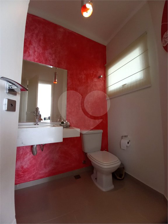 Casa à venda com 3 suítes no condomínio Alpes de Vinhedo, Vinhedo - SP