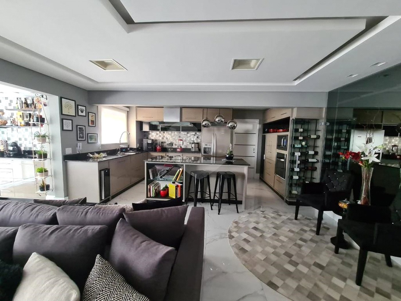 Apartamento à venda com 3 suítes em Jardim Flor da Montanha, Guarulhos, SP