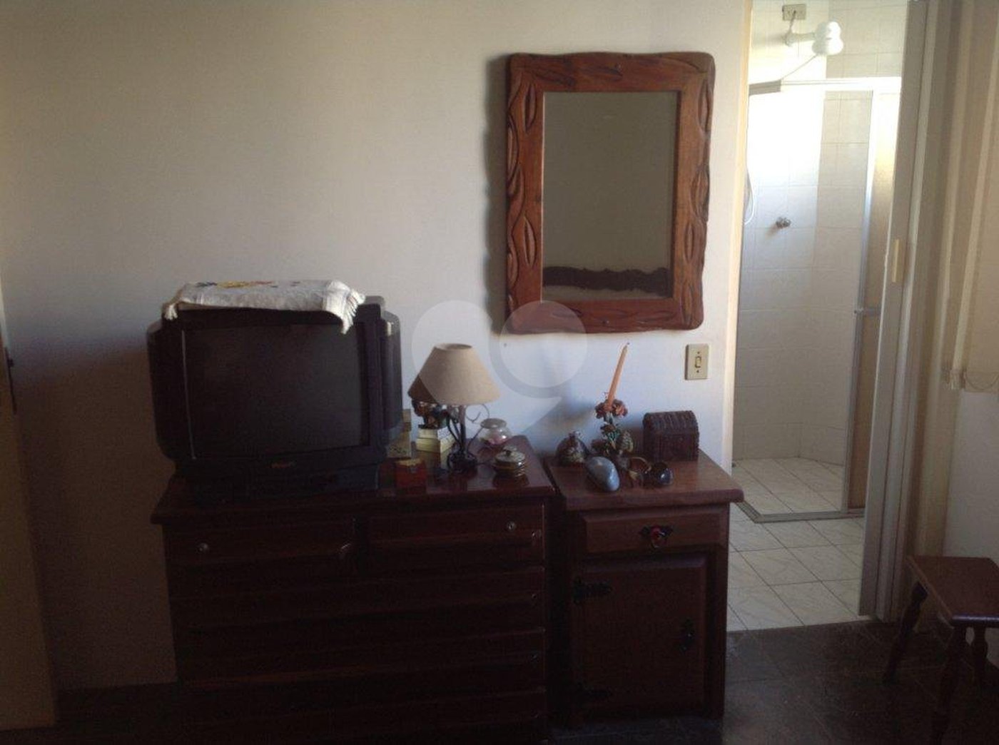 Apartamento à venda com 2 quartos, sendo 1 suíte, em Vila Luis Antônio, Guarujá, SP