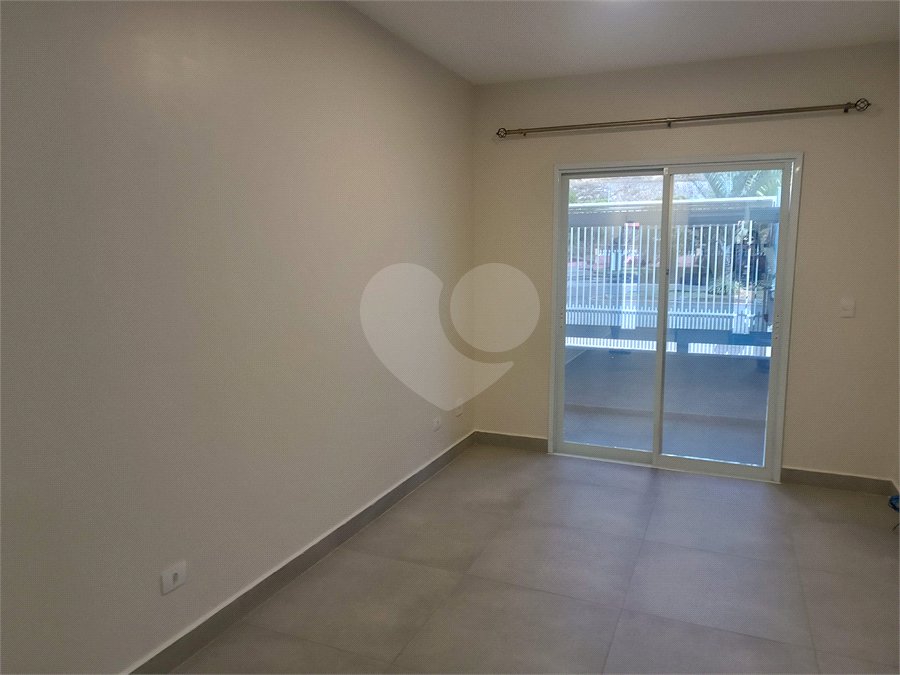 Apartamento à venda com 2 quartos em Estação, São Roque, SP