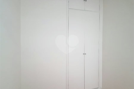 Apartamento à venda com 3 quartos, sendo 1 suíte, em Jardim Paulista, São Paulo, SP