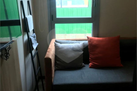 Apartamento à venda com 2 quartos, sendo 1 suíte,  em Jardim das Acácias, São Paulo, SP