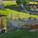 Terreno à venda com 1 suíte no condomínio Santa Teresa 1, Vinhedo - SP