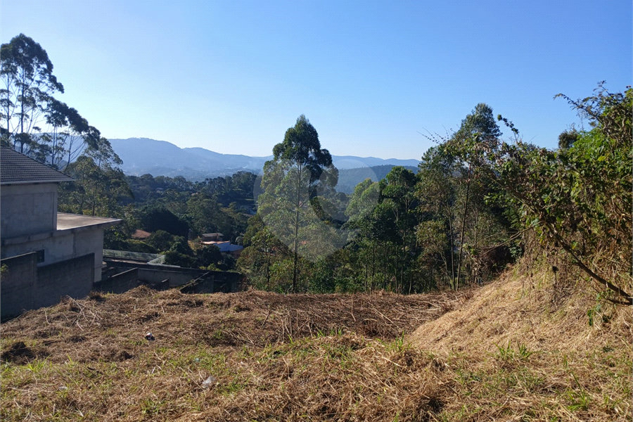 Terreno à venda em Mantiqueira, Mairiporã, SP