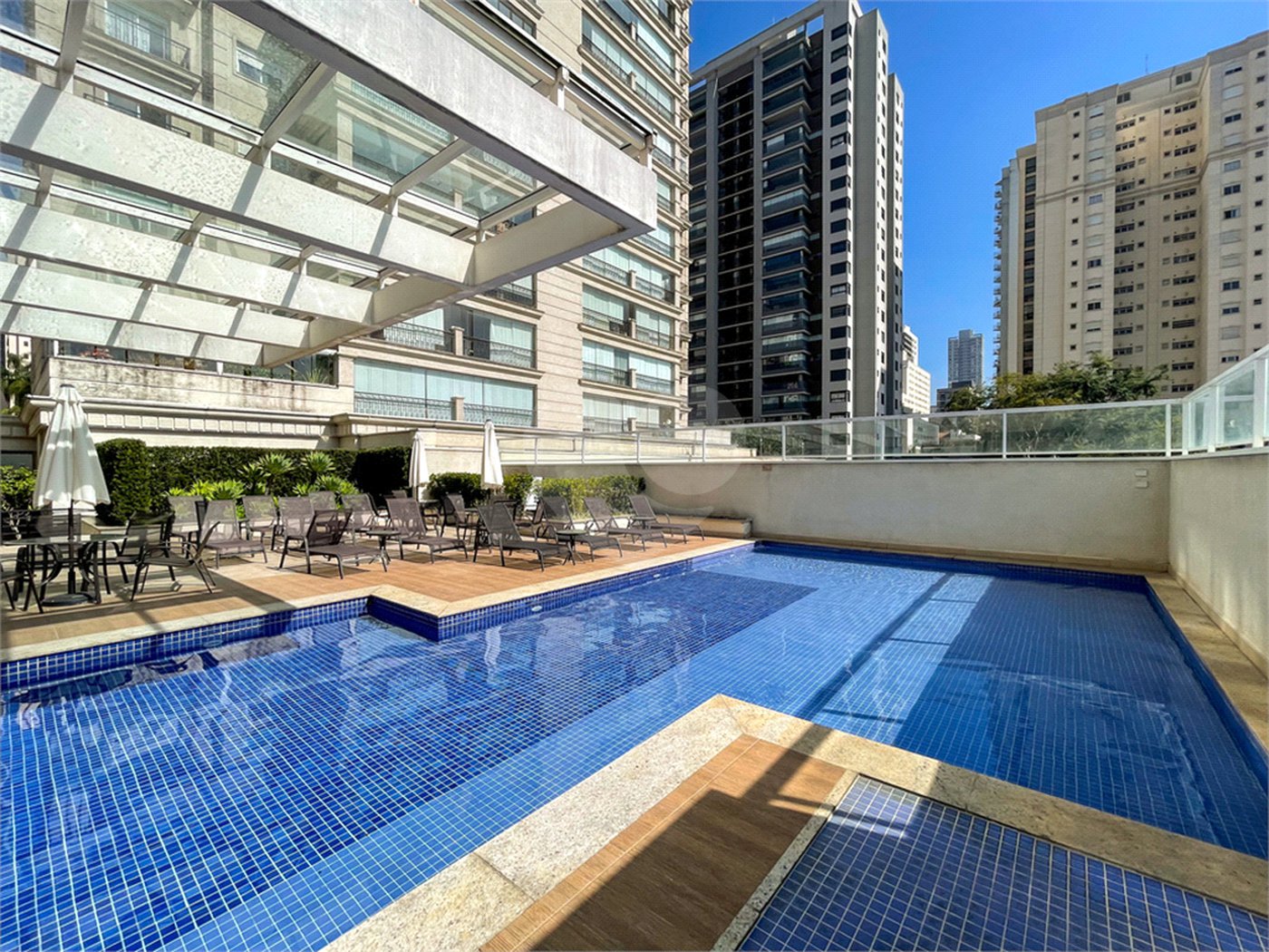 Apartamento à venda com 3 suítes em Perdizes, São Paulo, SP
