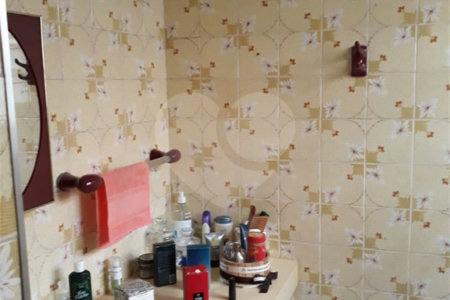 Casa à venda com 2 quartos, sendo 1 suíte,  em Vila Anastácio, São Paulo, SP