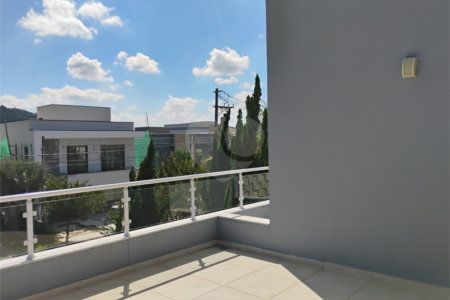 Casa à venda com 3 quartos, sendo 1 suíte, no condomínio Ibi Aram 1, Itupeva - SP