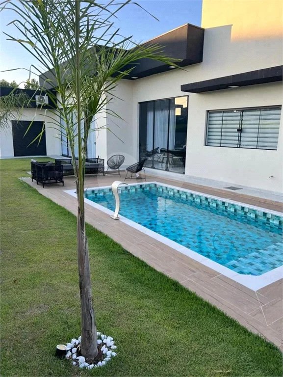 Casa à venda com 3 suítes no condomínio Terra Caxambu, Jundiaí - SP
