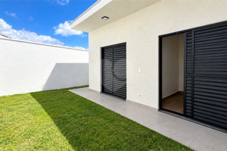 Casa Térrea à venda com 3 suítes em Jardim Paulista, Atibaia, SP