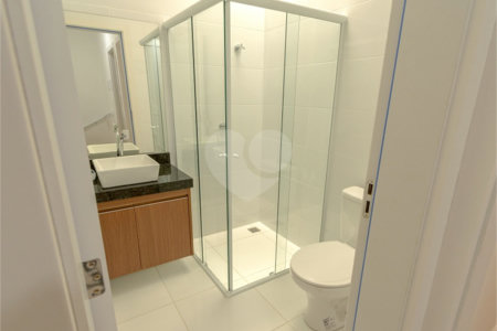Casa à venda com 3 quartos, sendo 1 suíte, no condomínio Residencial Américo de Figueiredo, Sorocaba - SP