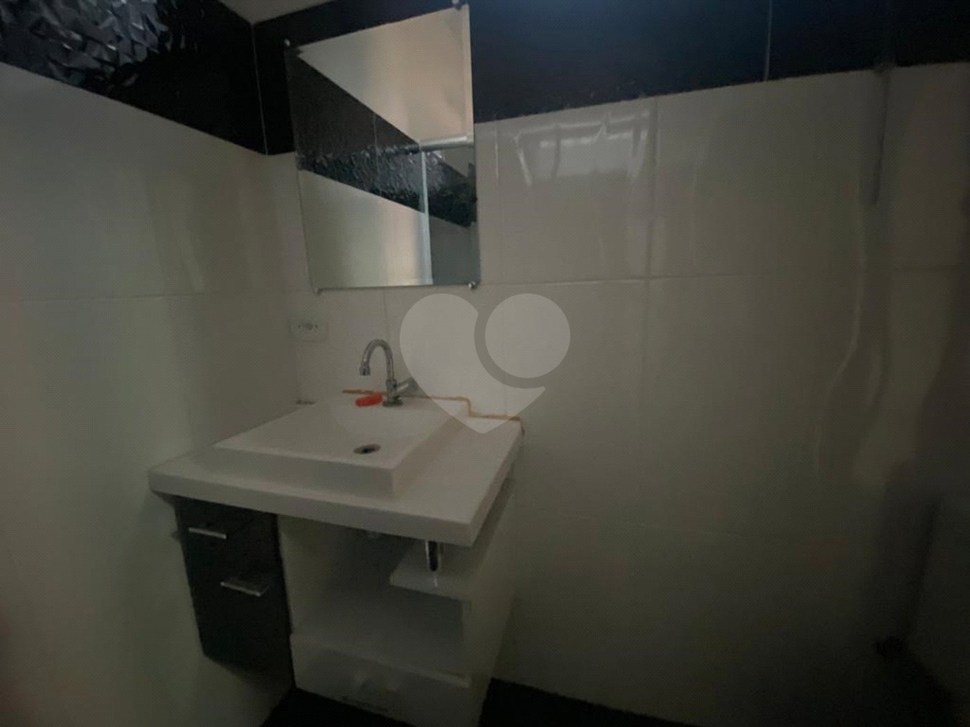 Casa à venda com 5 quartos, sendo 1 suíte,  no condomínio Casa, São Paulo - SP