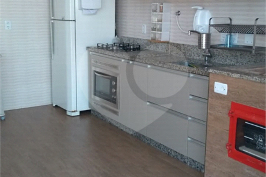 Sobrado à venda com 5 quartos, sendo 3 suítes, em Vila Albertina, São Paulo, SP
