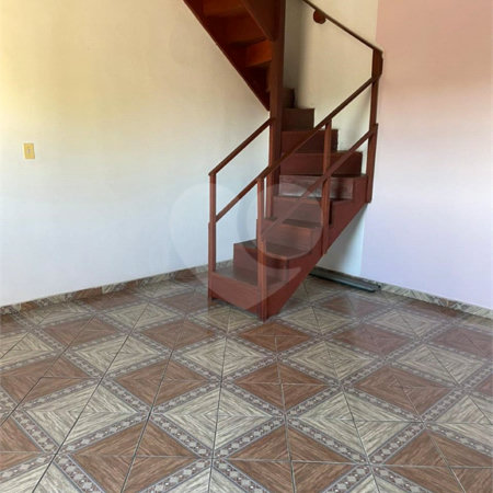 Casa à venda com 4 quartos em Jardim Cruz Alta, Várzea Paulista, SP