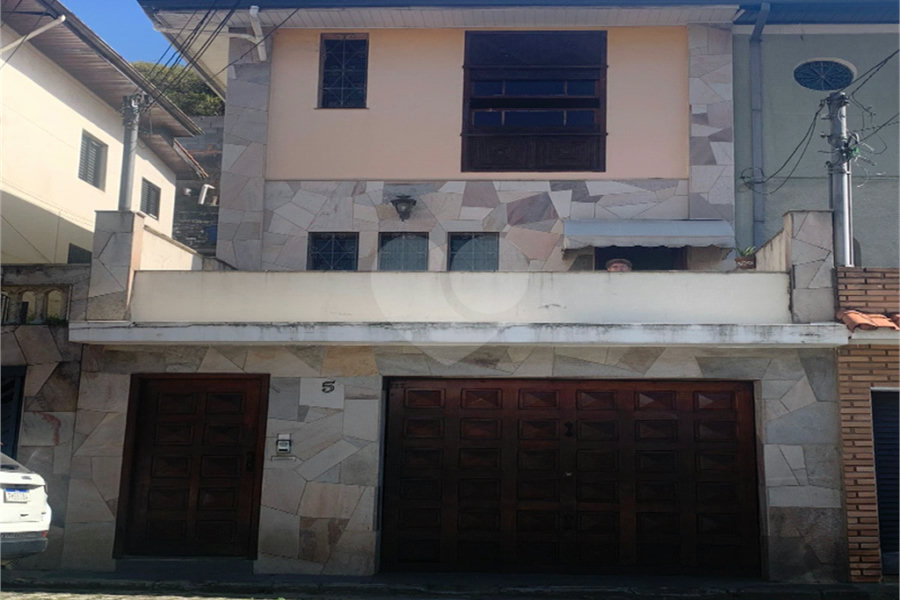 Sobrado à venda com 4 quartos em Santana, São Paulo, SP