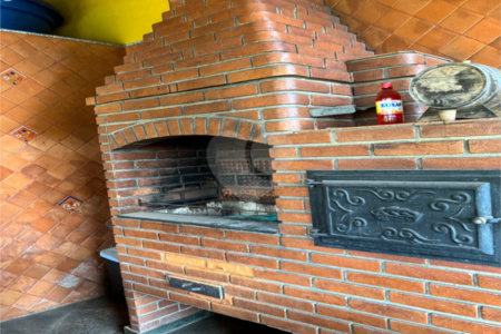 Casa à venda com 3 quartos em Jardim Tupã, São Paulo, SP