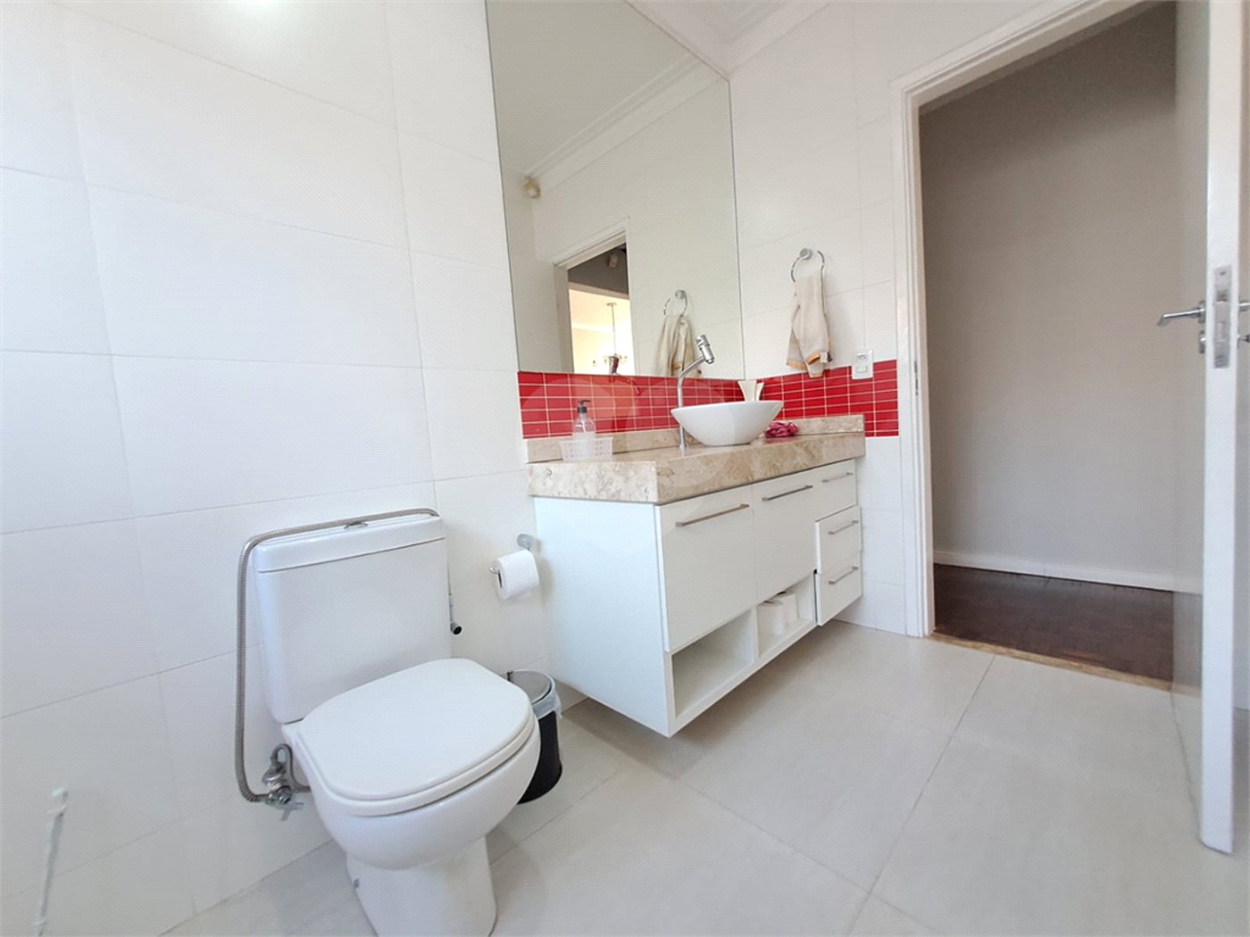 Casa à venda com 3 quartos, sendo 1 suíte, em Vila Trujillo, Sorocaba, SP