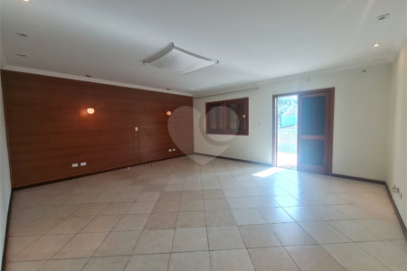 Casa à venda com 3 suítes em Interlagos, São Paulo, SP