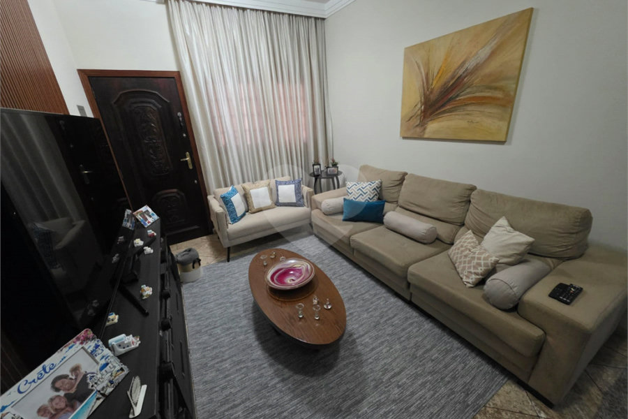 Sobrado à venda com 6 quartos, sendo 3 suítes, em Imirim, São Paulo, SP