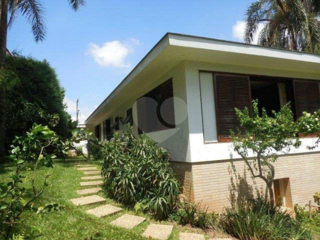 Casa à venda com 6 quartos, sendo 1 suíte,  em Tremembé, São Paulo, SP