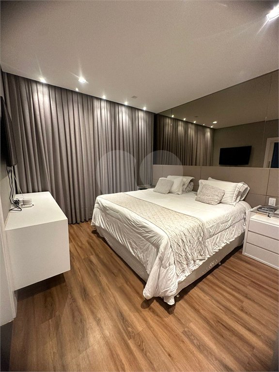 Casa à venda com 4 quartos, sendo 2 suítes, no condomínio Residencial Parque Esplanada, Votorantim - SP