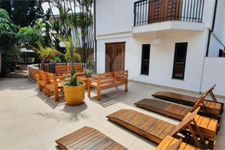 Casa à venda com 5 suítes em Jardim Leonor, São Paulo, SP