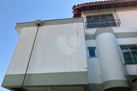 Casa à venda com 5 quartos, sendo 2 suítes,  em Vila Maria Alta, São Paulo, SP
