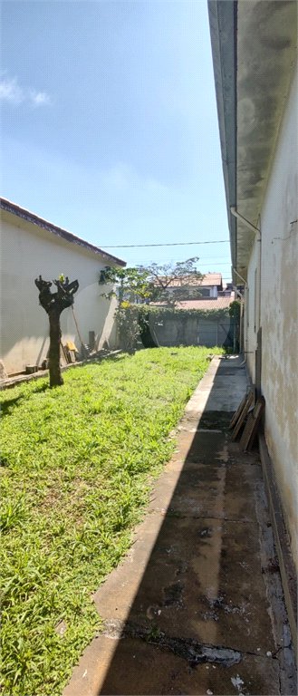 Casa à venda com 2 quartos em Jardim Santa Helena, Suzano, SP