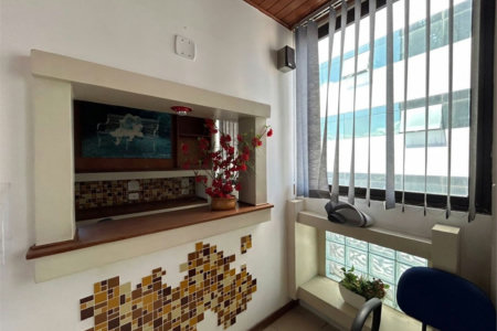 Sala Comercial à Venda na Encruzilhada – 100 M² – Santos/Sp