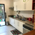 Casa à venda com 9 quartos, sendo 8 suítes, no condomínio Village Elisabete, Rio de Janeiro - RJ